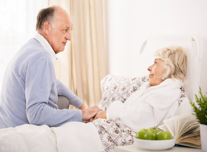 卧床病人护理，居家护理，老人患者，照护老人，佰好惠医疗，康复移位机